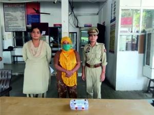 शादी के बाद जेवर लेकर फरार हुई दुल्हन गिरफ्तार, फर्जी दस्तावेज भी बरामद।